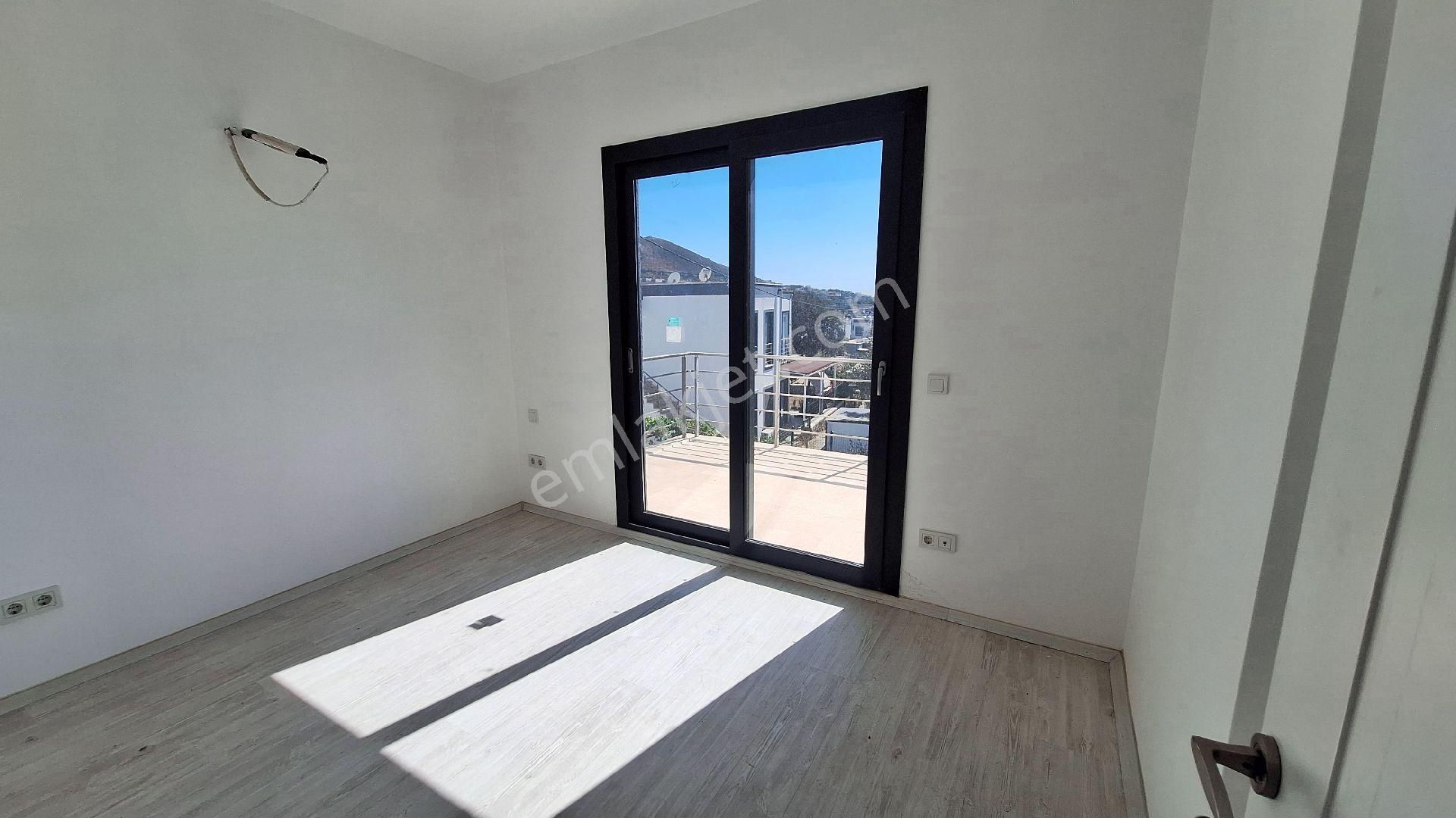 Gümüşlük'te, 2+1 Yepyeni, Taşınmaya Hazır, Kısmi Deniz Manzaralı, Muhteşem Işık Alan Ferah Daire - Görsel 27