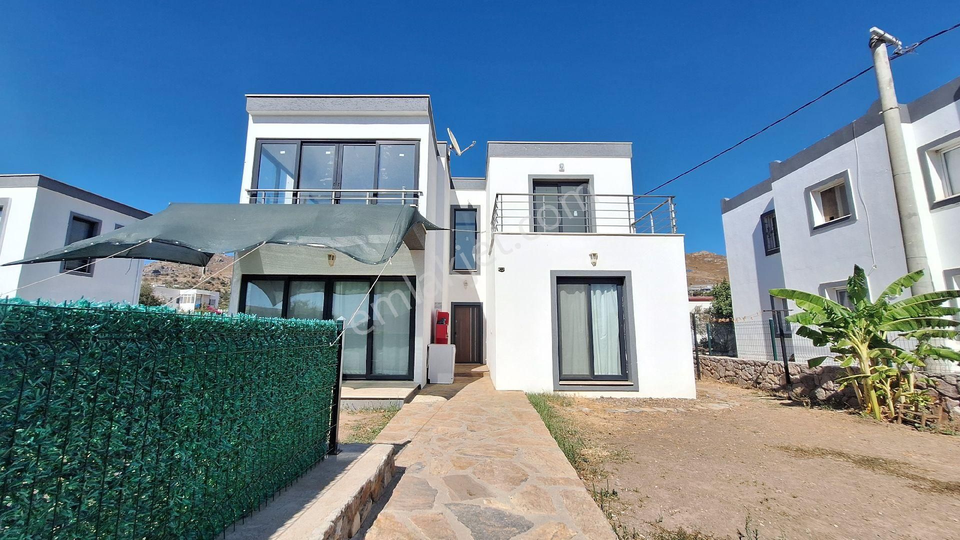 Gümüşlük'te, 2+1 Yepyeni, Taşınmaya Hazır, Kısmi Deniz Manzaralı, Muhteşem Işık Alan Ferah Daire - Görsel 3