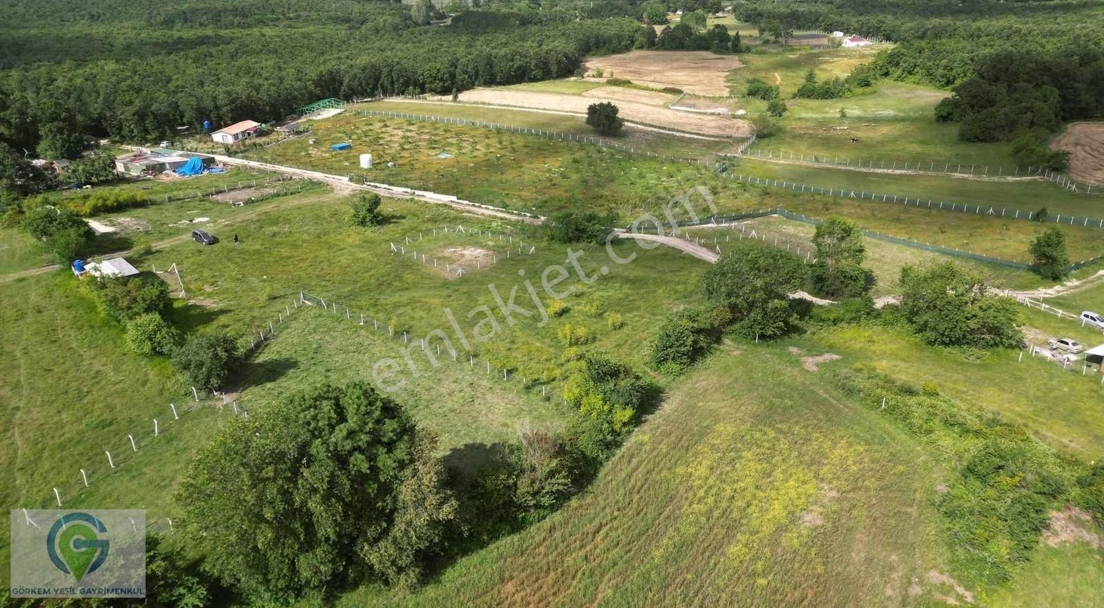 Çiftlikköyde Doğayla Baş Başa Orman Manzaralı Yolu Mevcut 820m2 - Görsel 4