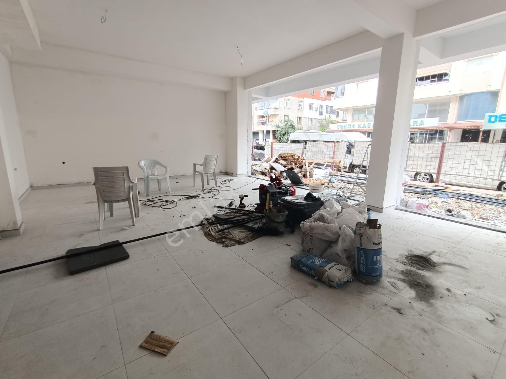 Körfez Hacıosman Mahallesinde Cadde Üzeri 140 M² Sıfır Dükkan - Görsel 8