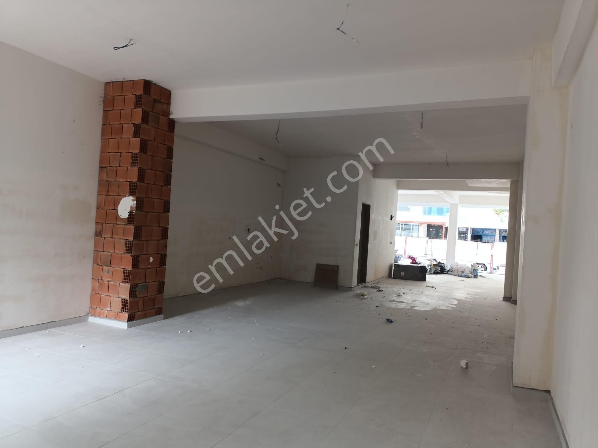 Körfez Hacıosman Mahallesinde Cadde Üzeri 140 M² Sıfır Dükkan - Görsel 16