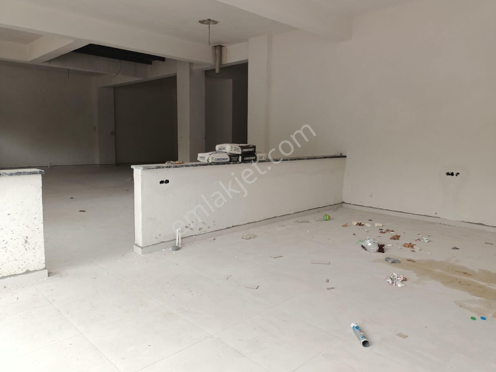 Körfez Hacıosman Mahallesinde Cadde Üzeri 90 M2+250 M2 Ofis Ve Dükkan - Görsel 29