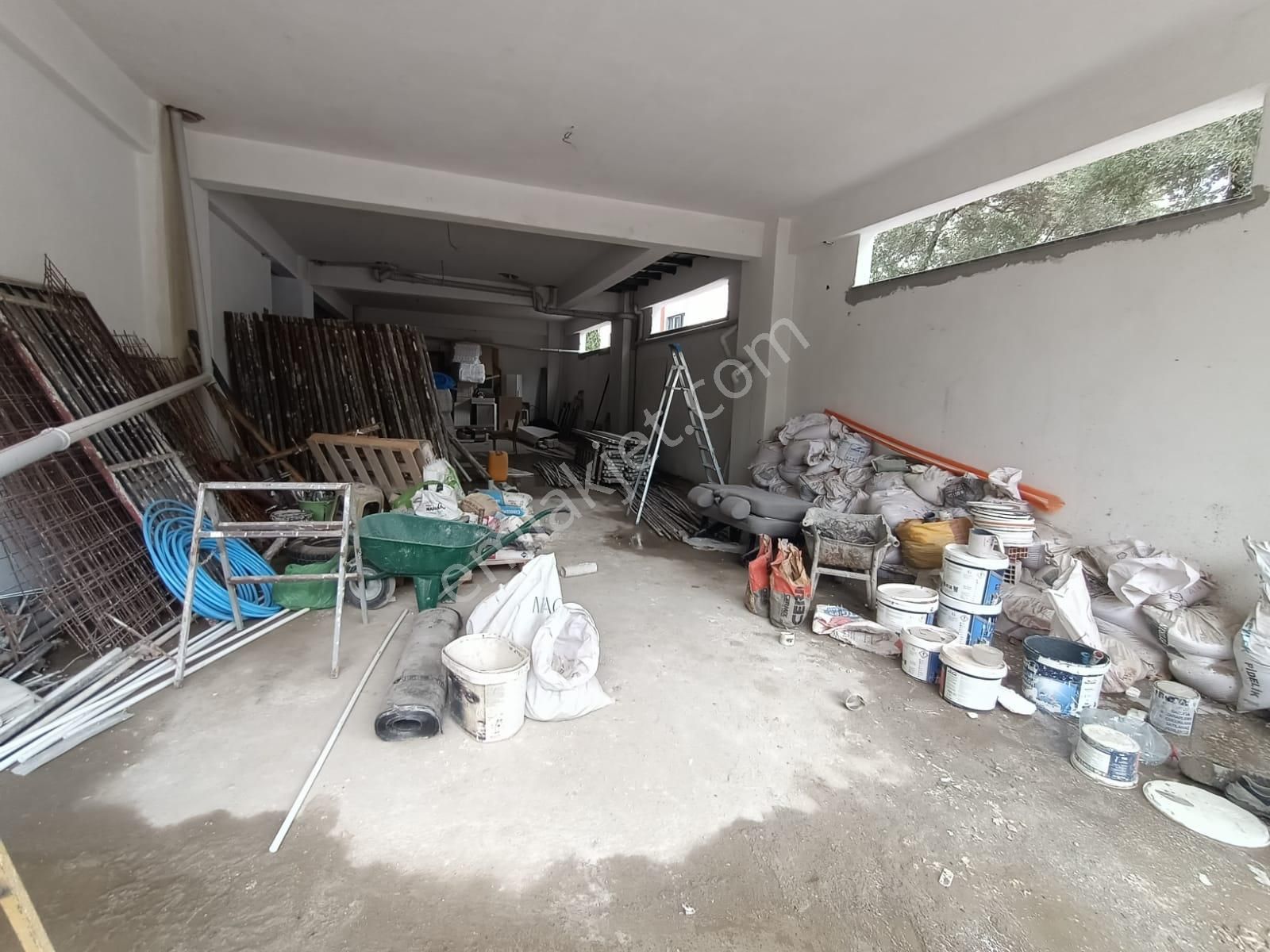 Körfez Hacıosman Mahallesinde Cadde Üzeri 90 M2+250 M2 Ofis Ve Dükkan - Görsel 22