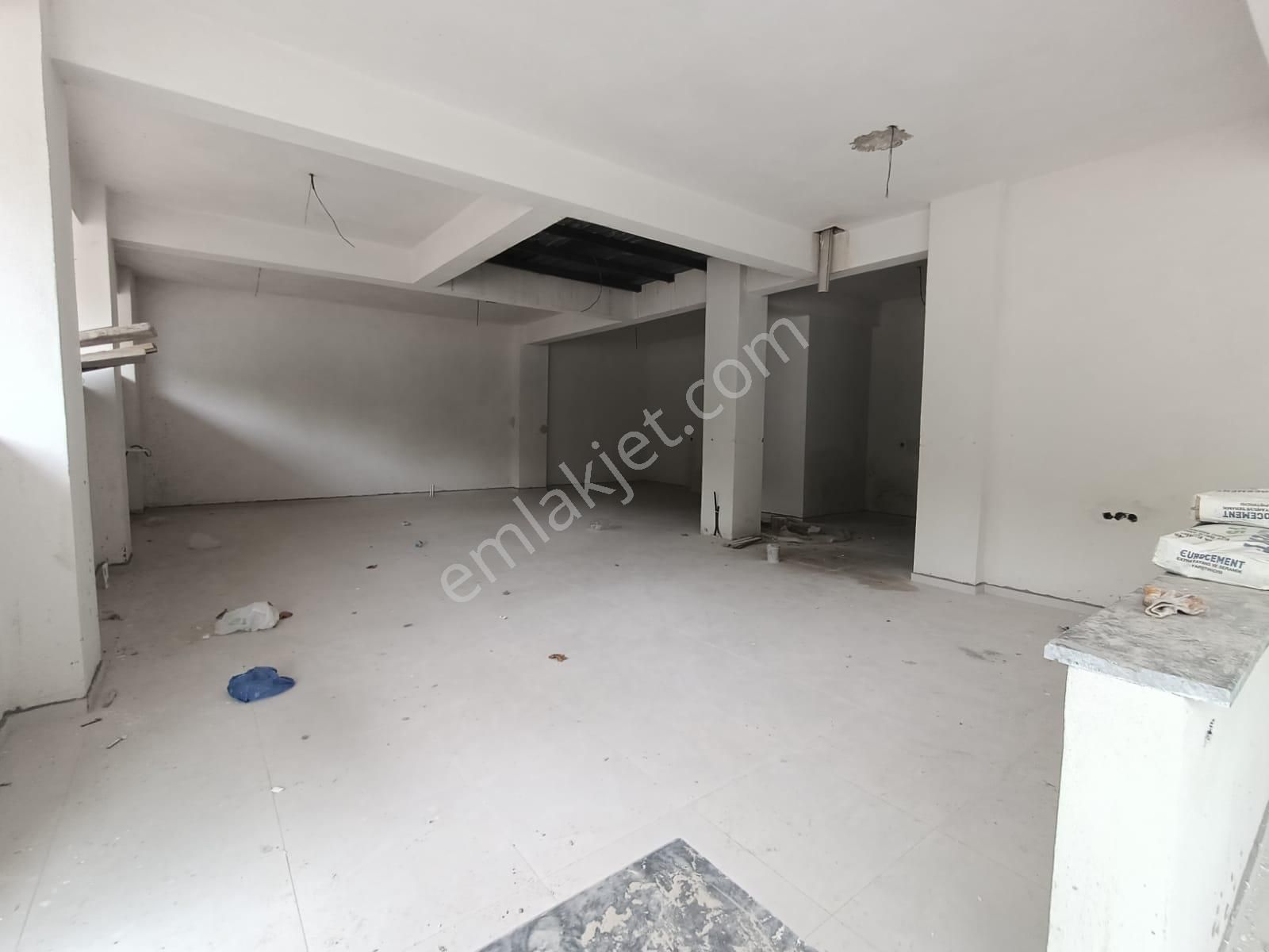 Körfez Hacıosman Mahallesinde Cadde Üzeri 90 M2+250 M2 Ofis Ve Dükkan - Görsel 9