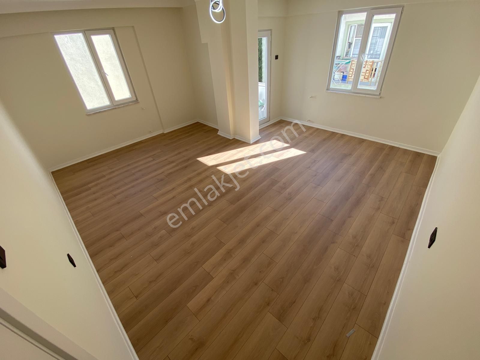 Parstan Sarıkızda Ön Cephe Ayrı Mutfak Modern Tasarımlı 2+1 Daire - Görsel 22