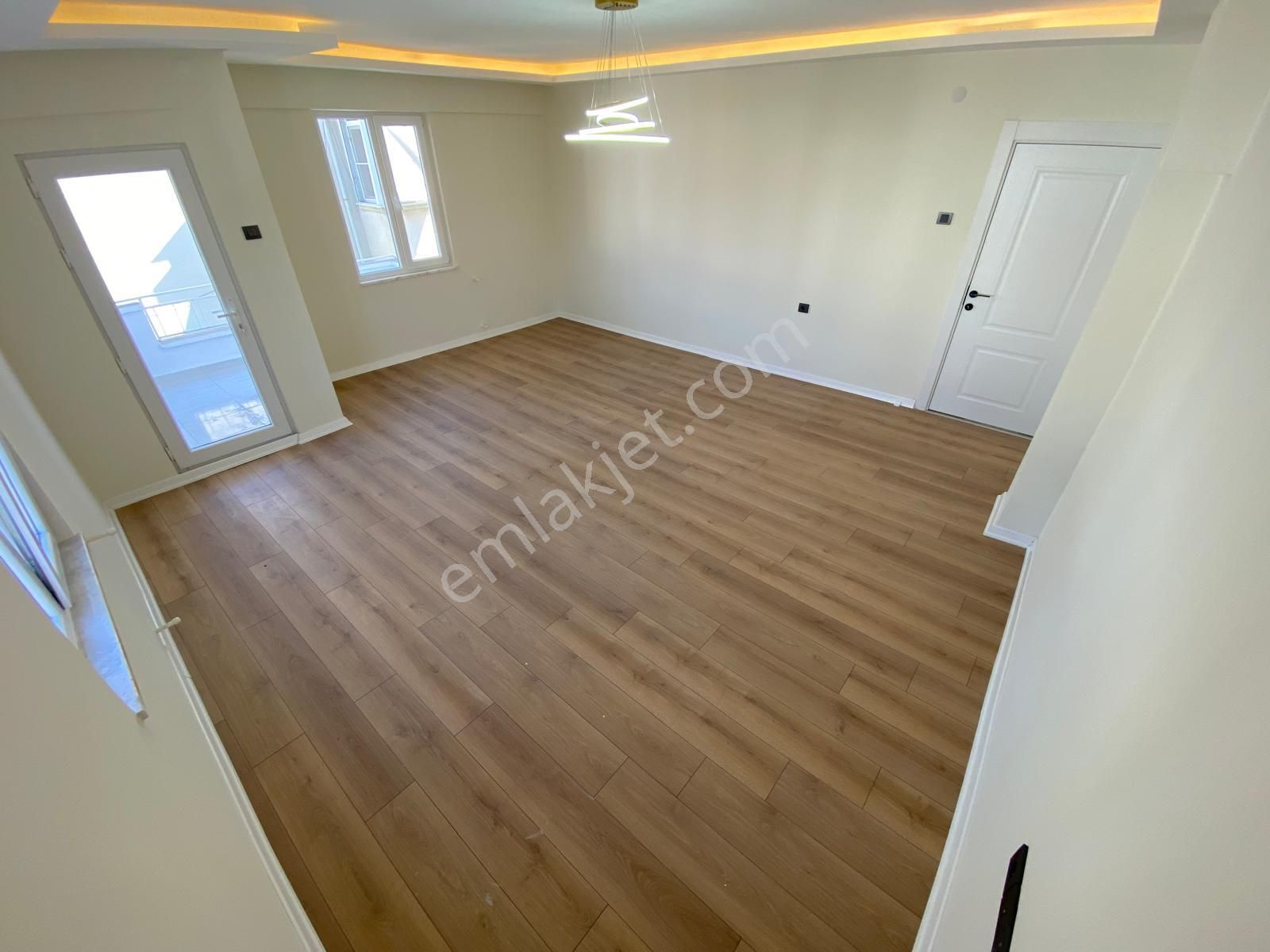 Parstan Sarıkızda Ön Cephe Ayrı Mutfak Modern Tasarımlı 2+1 Daire - Görsel 5