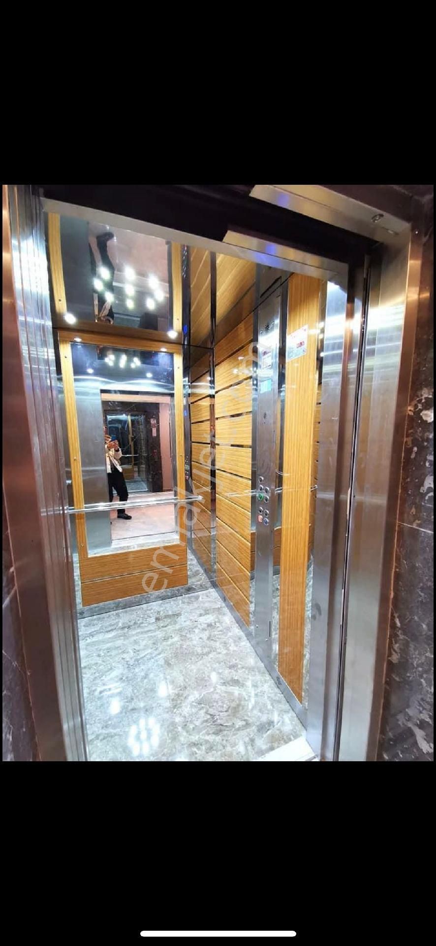 Kuşadası Ege Mahallesinde 2+1 Ebeveyn Banyolu Asansörlü Satılık Daire - Görsel 28