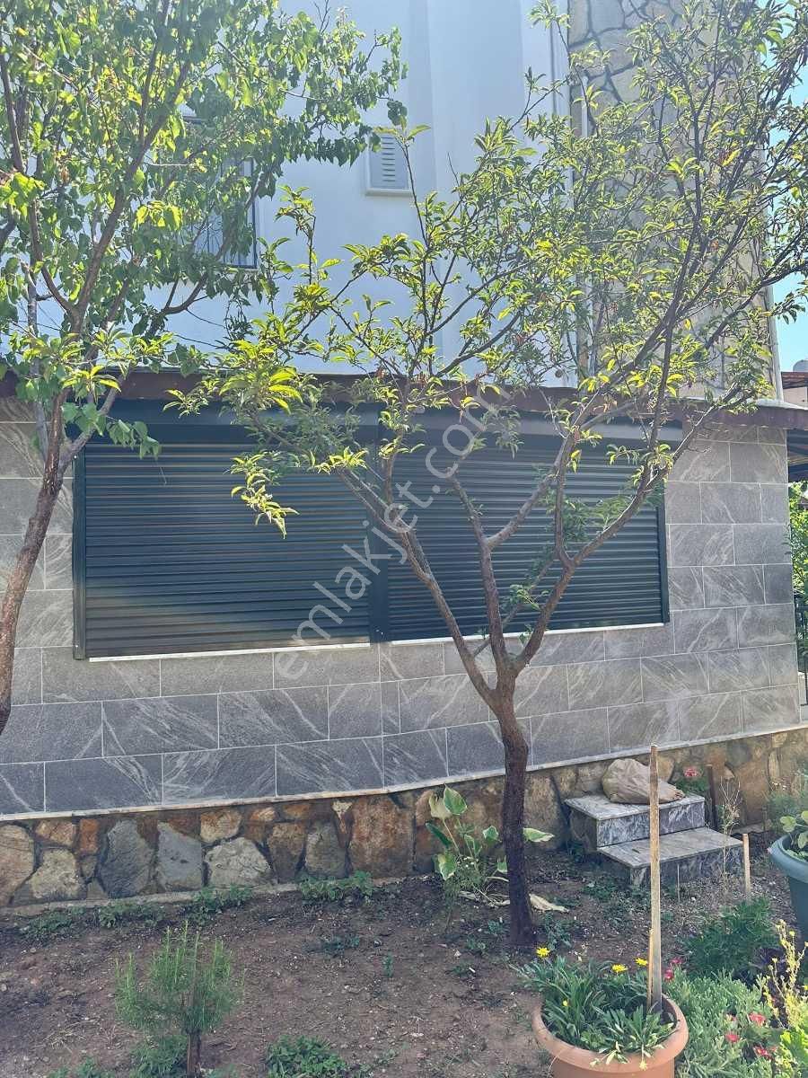 Akbük Özdeniz Sitesinde Triplex 3+1 Yazlık - Görsel 4