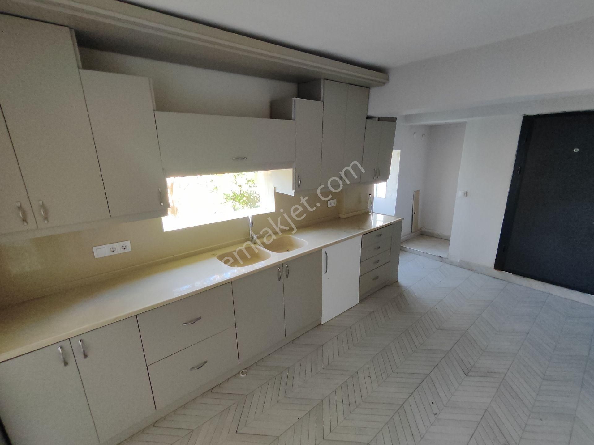 Türkmen Mah. Müstakil Kiralık Veya Satılık 3+1 Kordona 500 Metre - Görsel 11