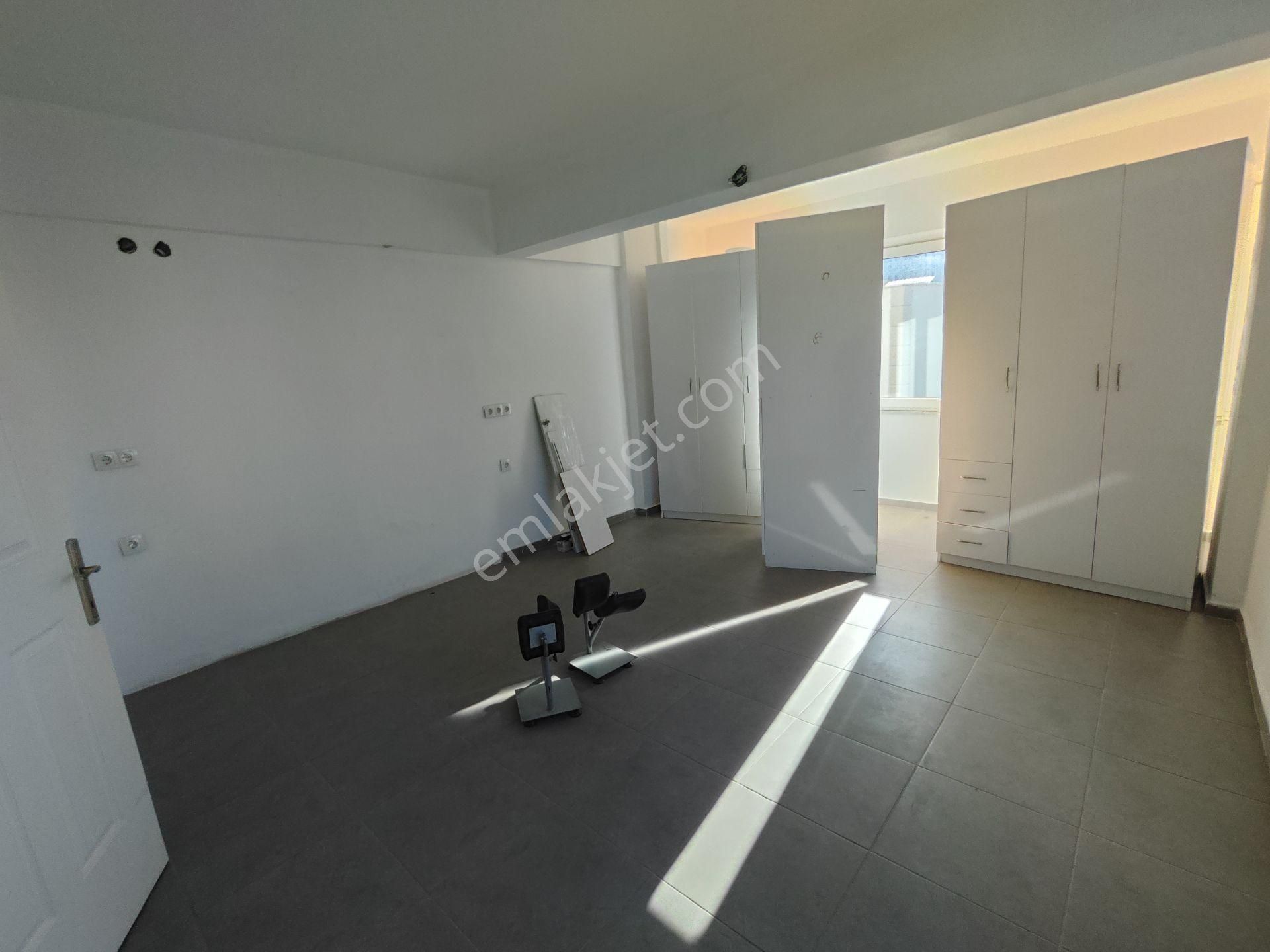 Türkmen Mah. Müstakil Kiralık Veya Satılık 3+1 Kordona 500 Metre - Görsel 20