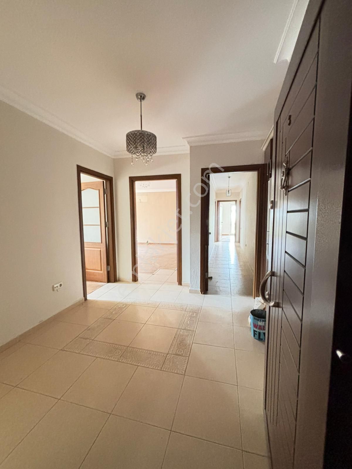 Remin’den Yurt Mahallesinde Geniş 4+1 Kapalı Mutfak Çift Banyolu Cazip Satılık Kaçmaz Fiyat!! - Görsel 5