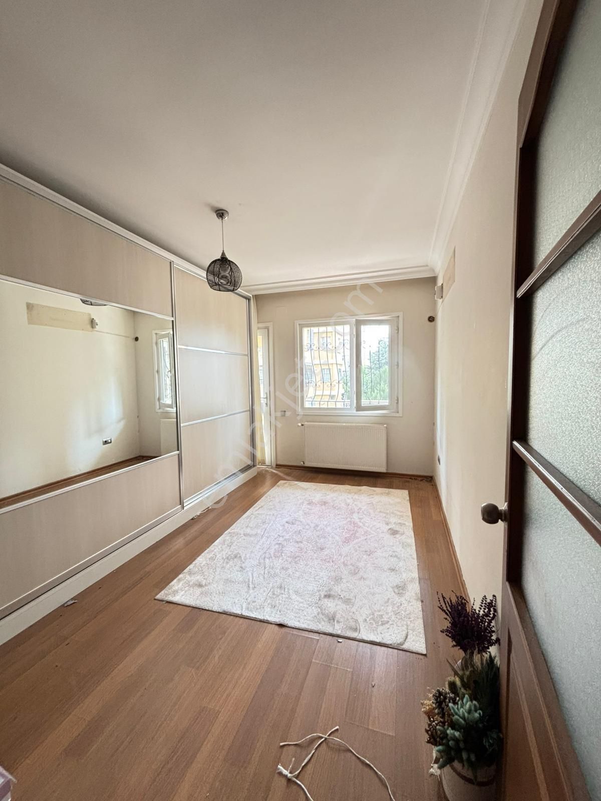 Remin’den Yurt Mahallesinde Geniş 4+1 Kapalı Mutfak Çift Banyolu Cazip Satılık Kaçmaz Fiyat!! - Görsel 8