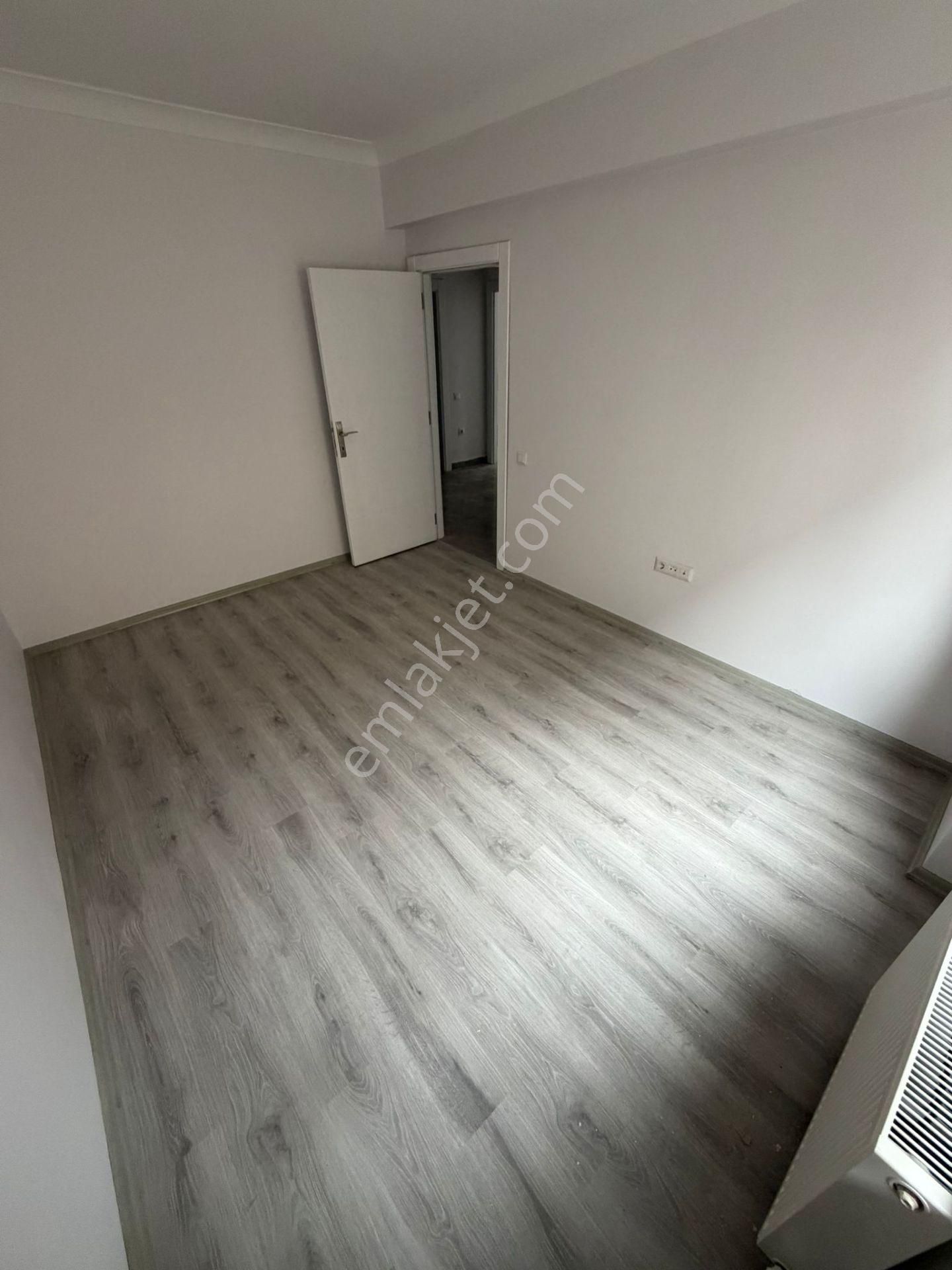 Aydınlıkevler'de Sıfır Binada 2+1 Kiralık Daire-taner Emlak - Görsel 21