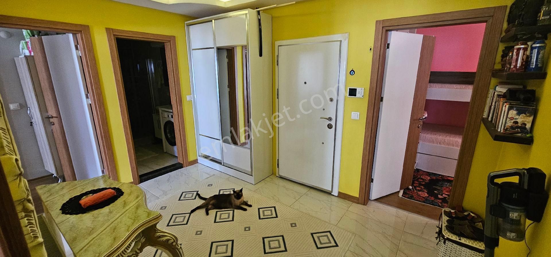 Kuşadası Satılık İkiçeşmelik Mevkii 3+1 Ara Kat Daire - Görsel 10