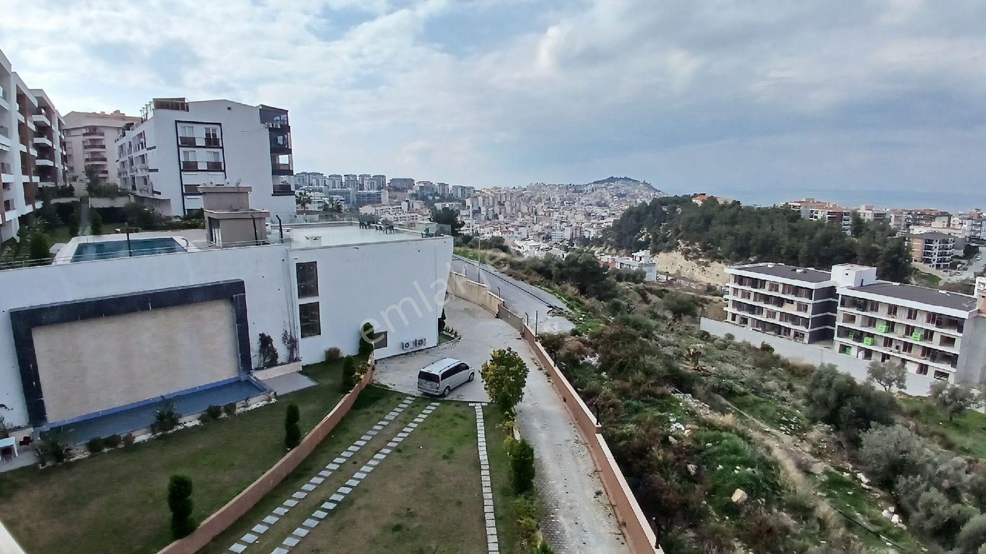 Kuşadası İkiçeşmelik Mahallesinde Satılık 3+1 Daire - Görsel 21