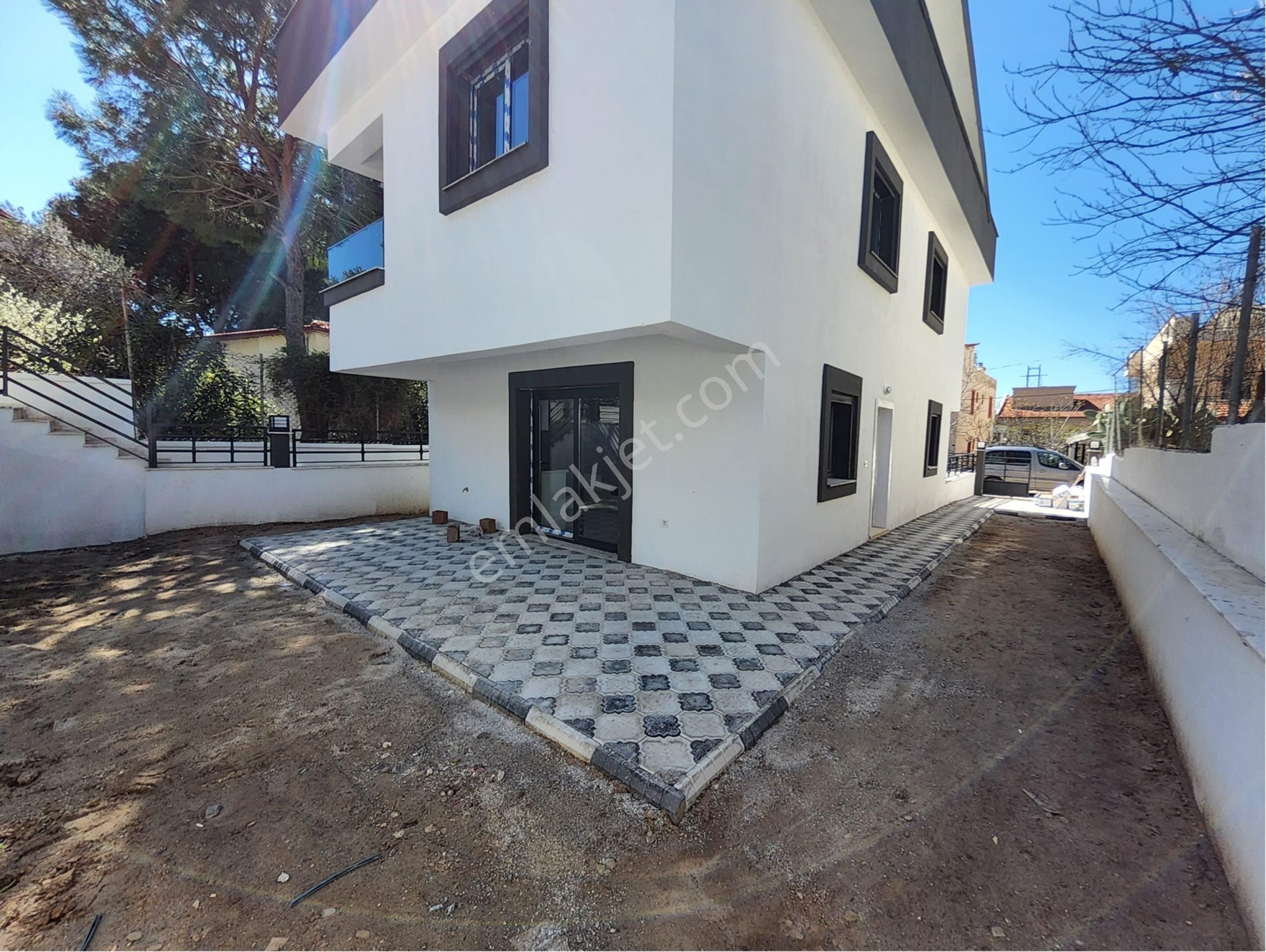 Özderede Otoparklı Sıfır Villa - Görsel 3