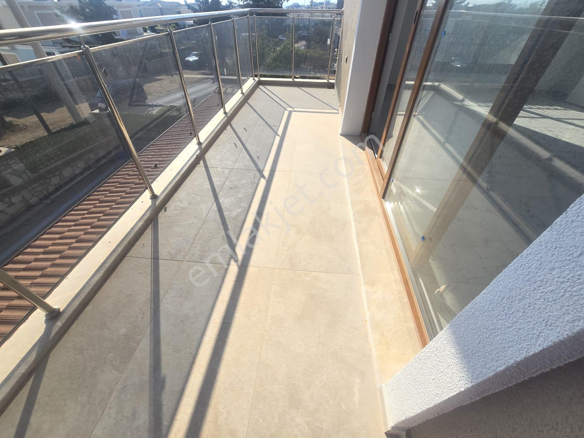 Davutlar'da 4+1 Özel Havuzlu Tek Müstakil Villa - Görsel 21