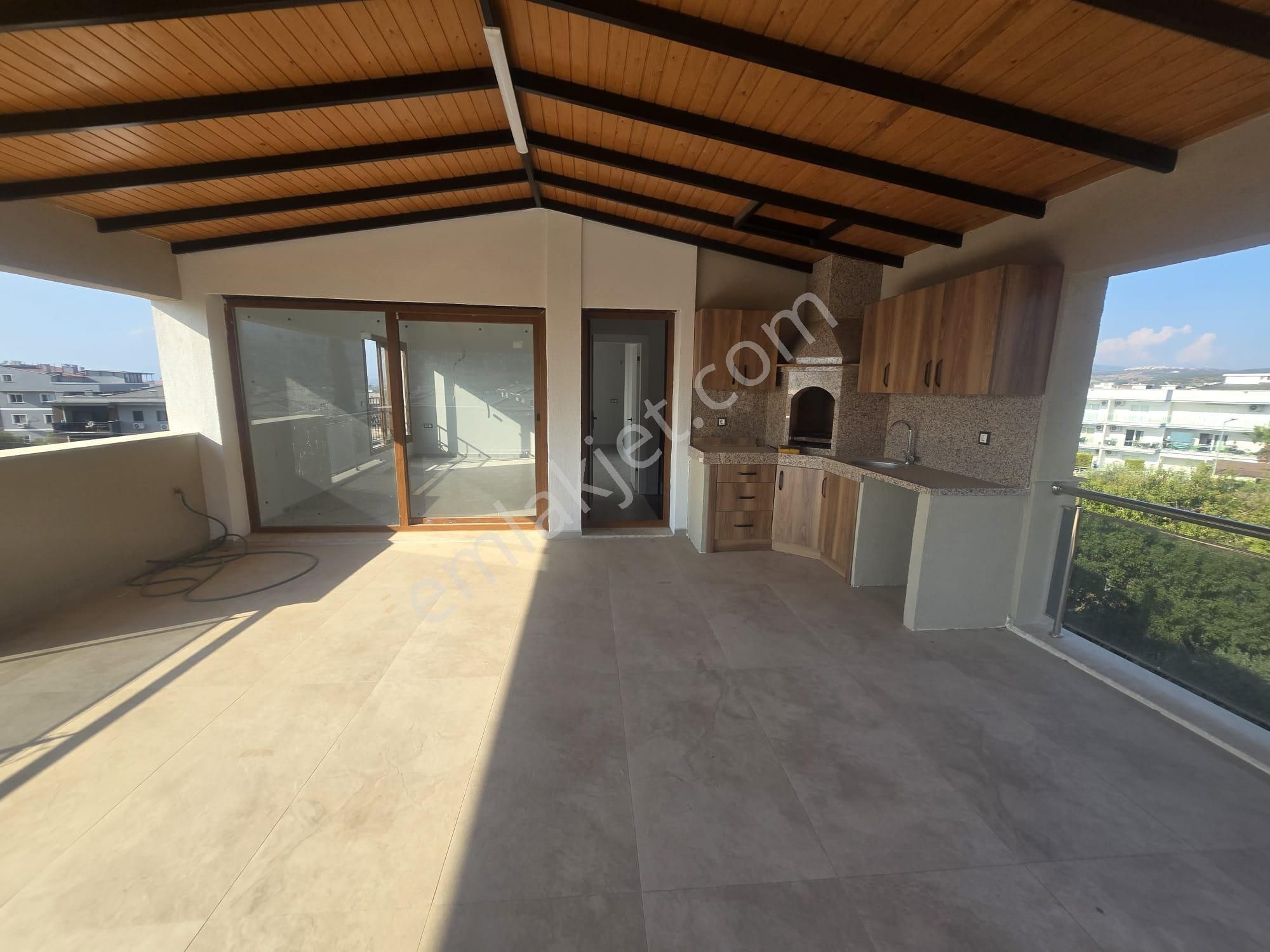 Davutlar'da 4+1 Özel Havuzlu Tek Müstakil Villa - Görsel 33