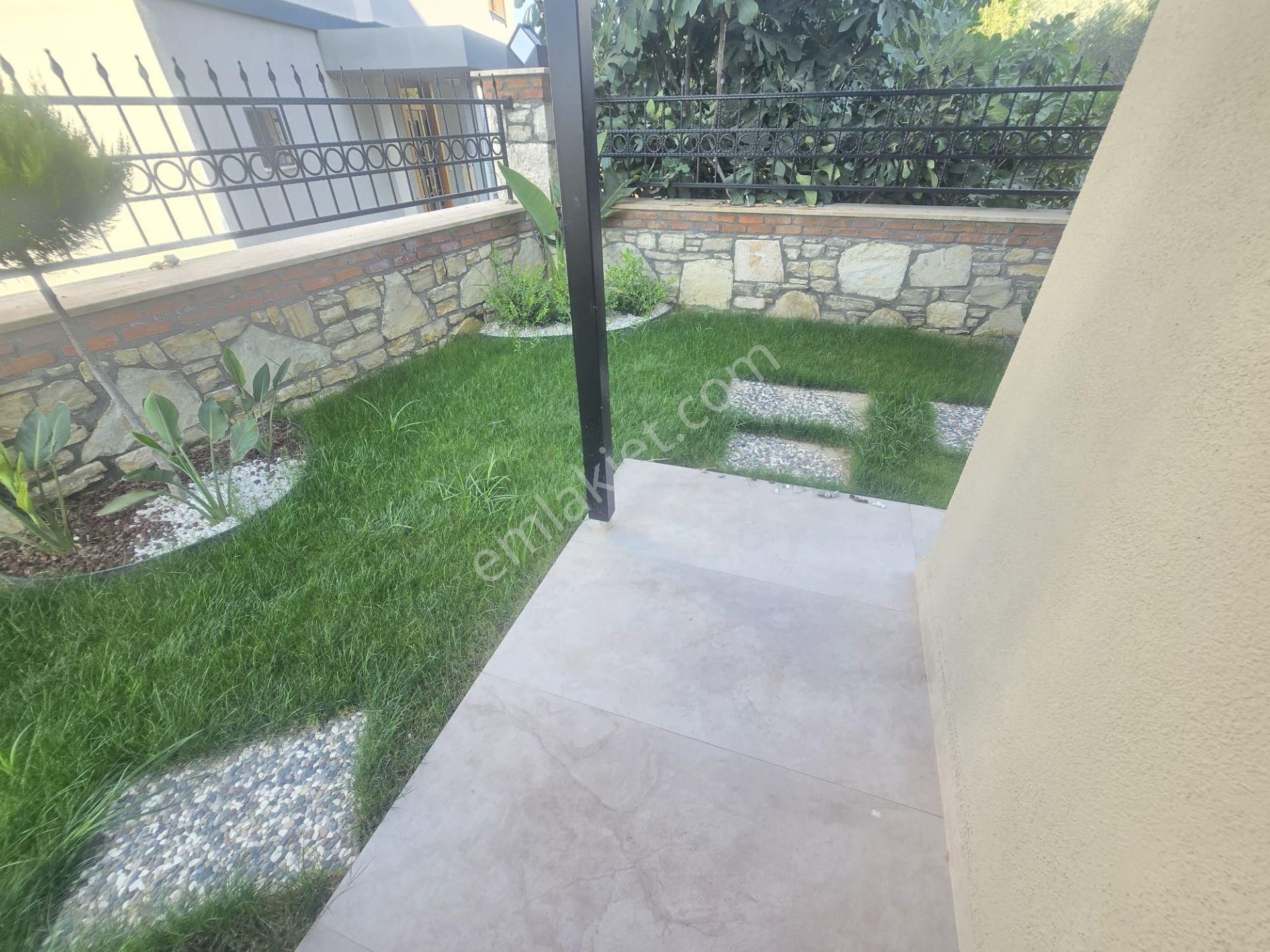 Davutlar'da 4+1 Özel Havuzlu Tek Müstakil Villa - Görsel 16