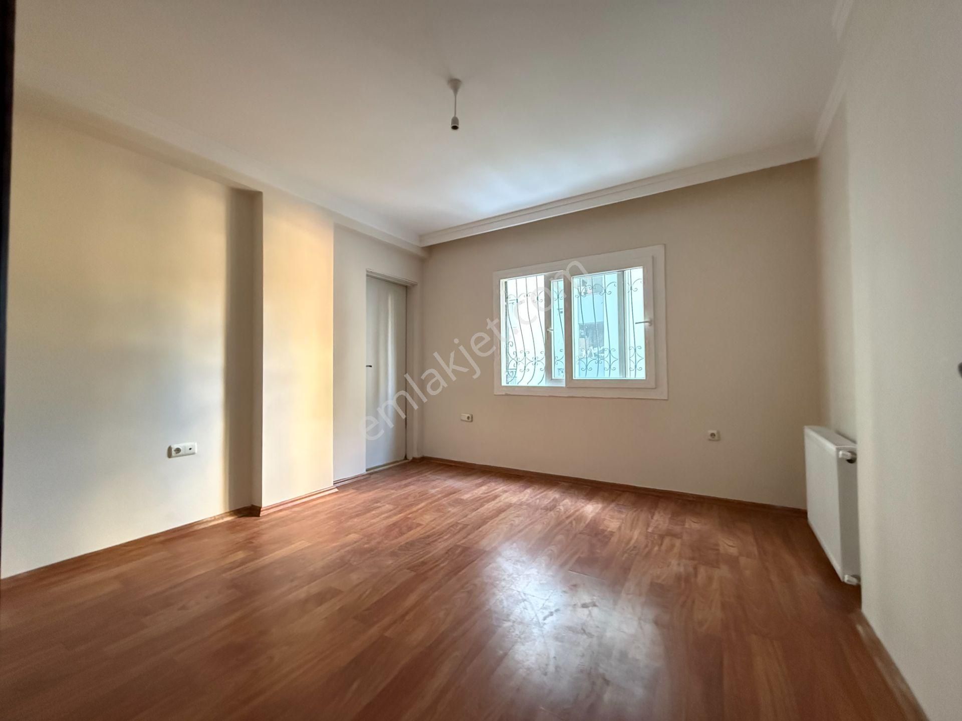 Toros Mah. 3+1 165 M2 Doğalgaz-kapalı Mutfak-kiler-hasarsız Kiralık Daire - Görsel 19