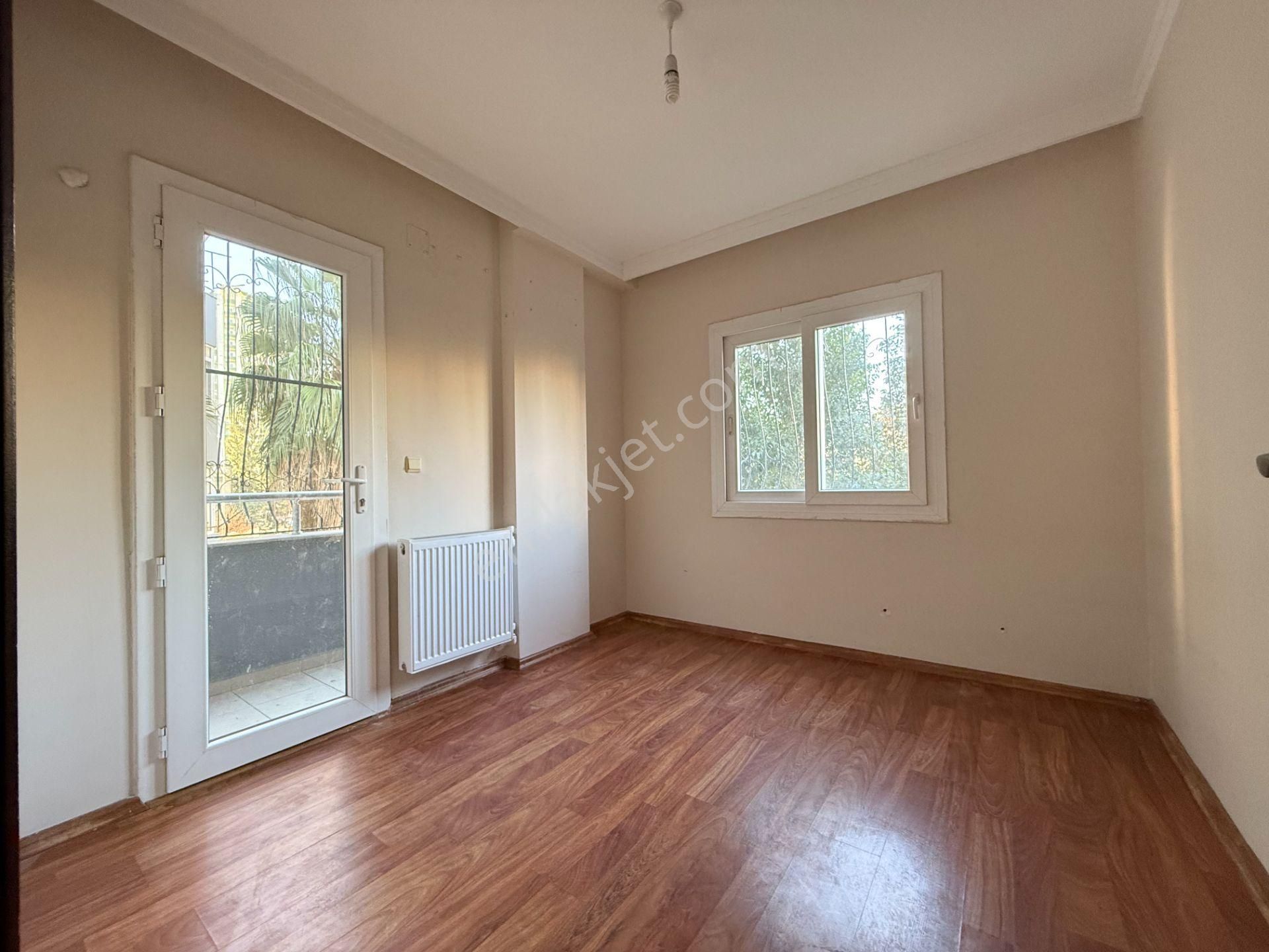 Toros Mah. 3+1 165 M2 Doğalgaz-kapalı Mutfak-kiler-hasarsız Kiralık Daire - Görsel 16
