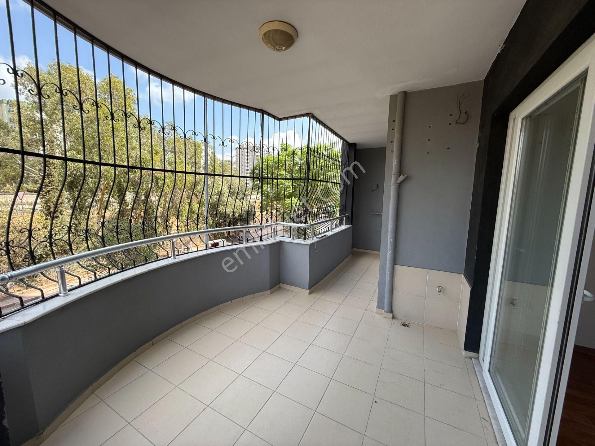Toros Mah. 3+1 165 M2 Doğalgaz-kapalı Mutfak-kiler-hasarsız Kiralık Daire - Görsel 8