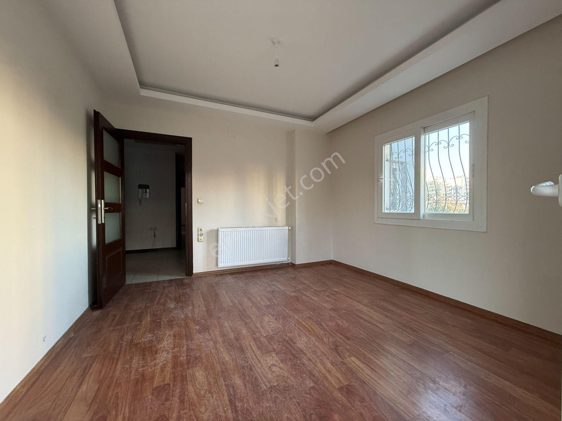 Toros Mah. 3+1 165 M2 Doğalgaz-kapalı Mutfak-kiler-hasarsız Kiralık Daire - Görsel 14