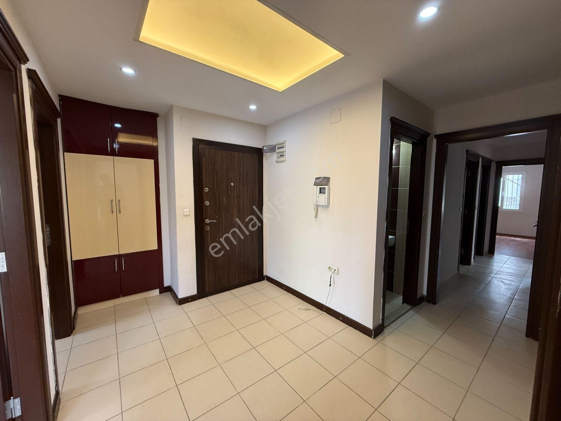 Toros Mah. 3+1 165 M2 Doğalgaz-kapalı Mutfak-kiler-hasarsız Kiralık Daire - Görsel 10