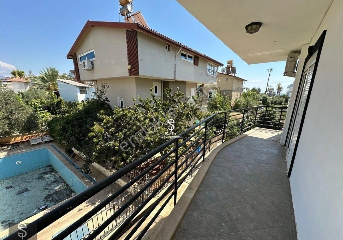 Alanya Konaklı'da Müstakil Yeni Yapılı 4+1 Havuzlu Villa - Görsel 6