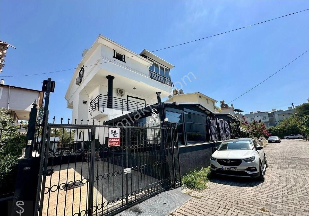 Alanya Konaklı'da Müstakil Yeni Yapılı 4+1 Havuzlu Villa - Görsel 2