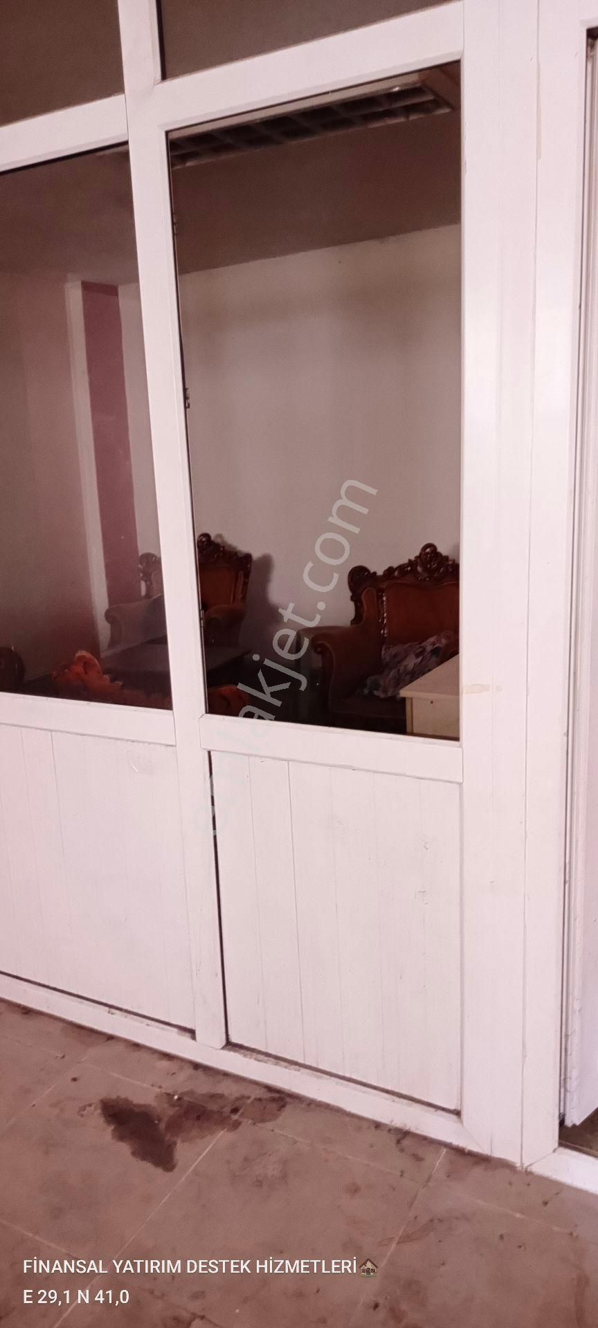 Ümraniye Tepeüstü Tavukçuyolu Caddesi Üzerinde Depo Daire Elektrik Su Mevcut Bekara Çalışana Kiralık - Görsel 18