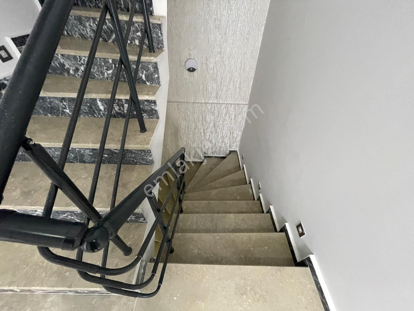 Poyraz Gayrimenkul'den Zeytinli'de Satılık Sıfır Köşe Konumlu Villa - Görsel 17