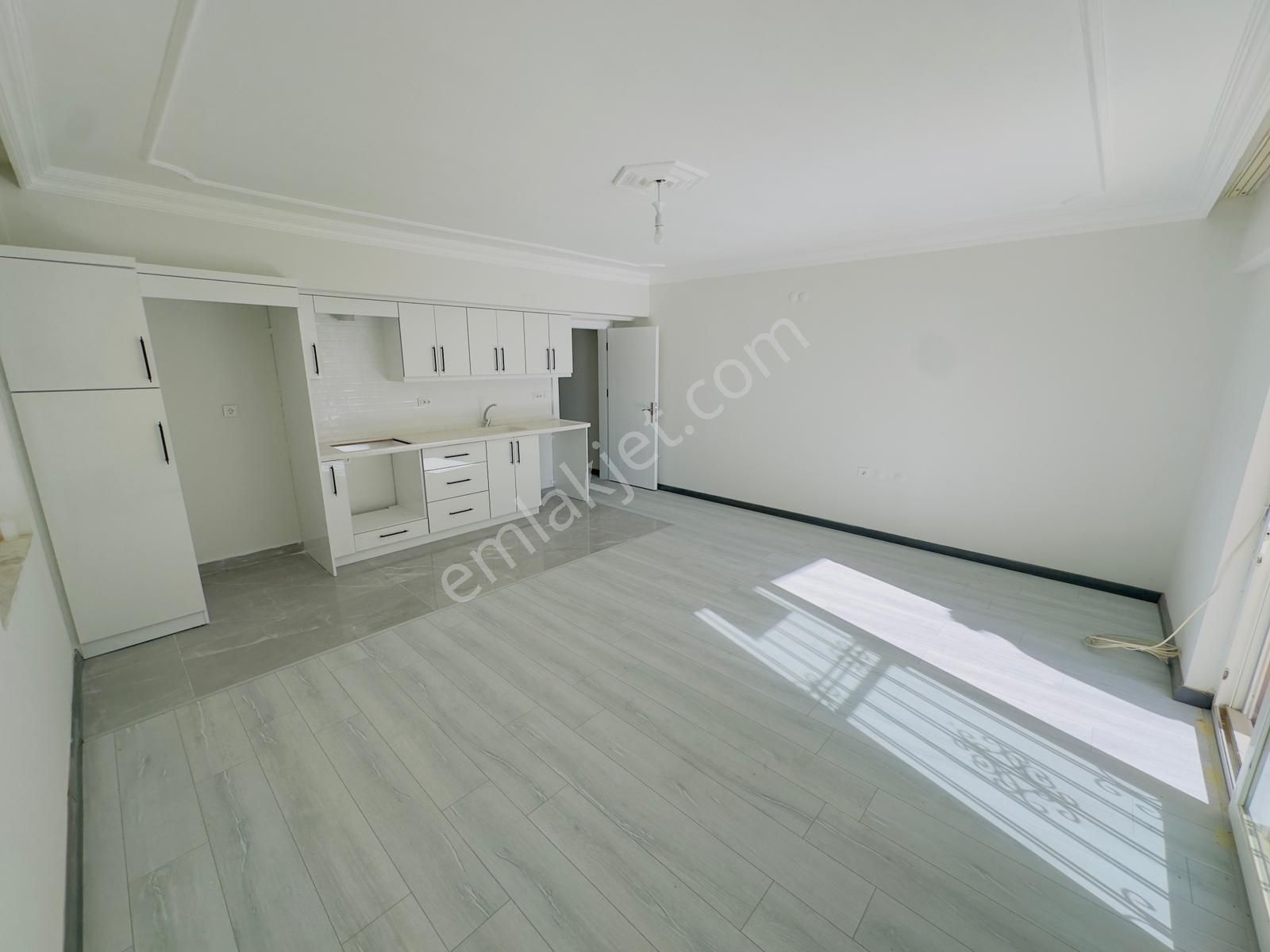 Didim Merkez'de Havuzlu Sitede 2+1 90m² Geniş Daire - Görsel 20