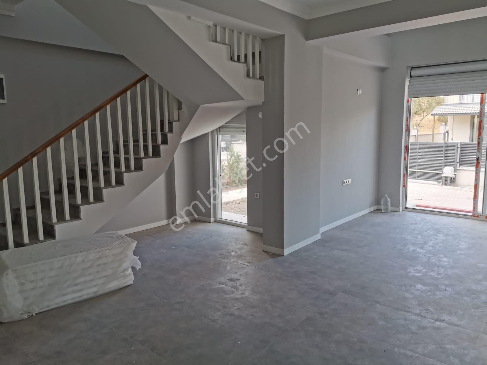 İzmir Dikili Çandarlı'da Satılık Sıfır Villa - Görsel 5