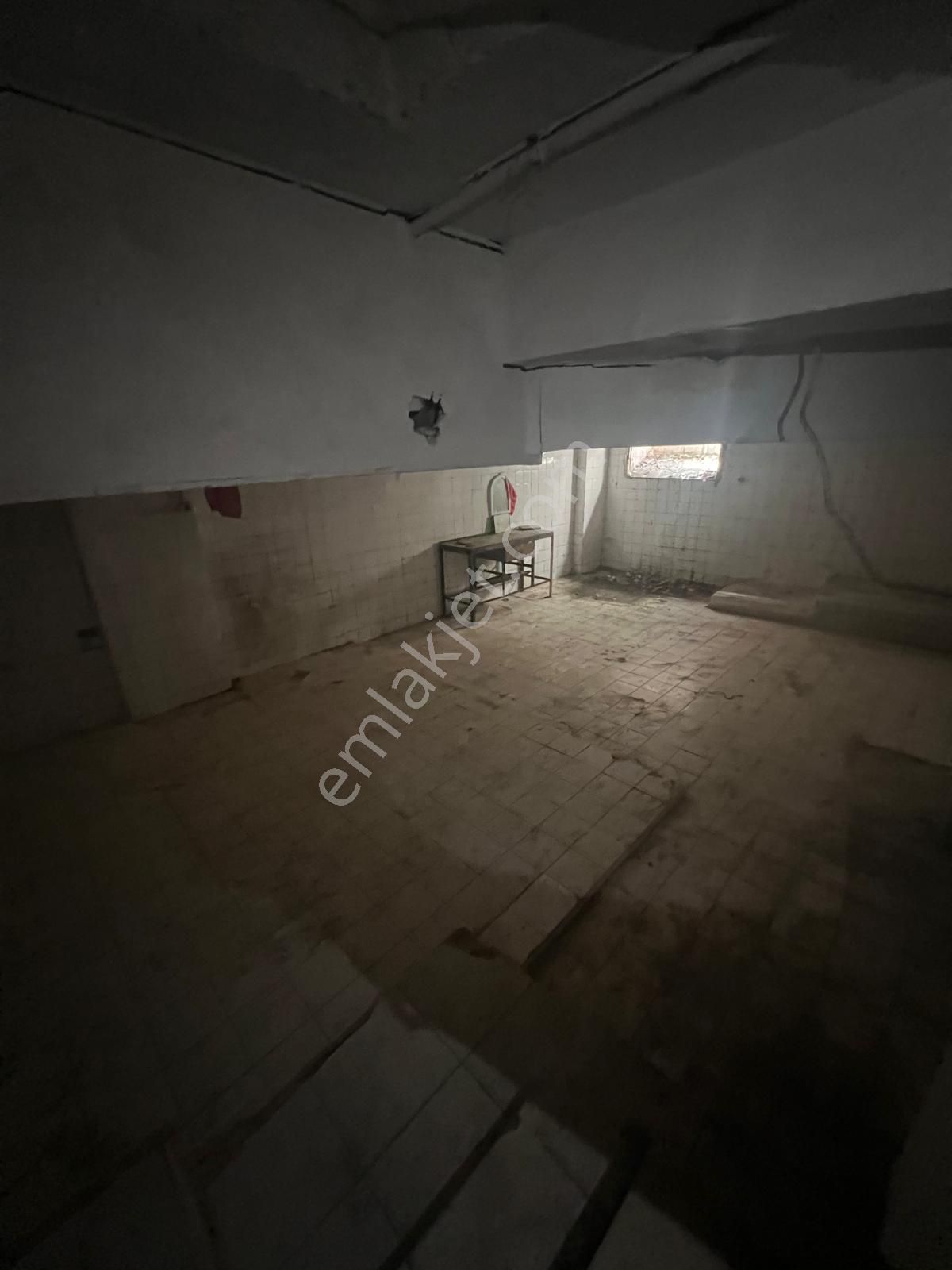 Bakırköy Kartaltepe Filiz Sk 135m2 Satılık Depolu Boş Dükkan - Görsel 10