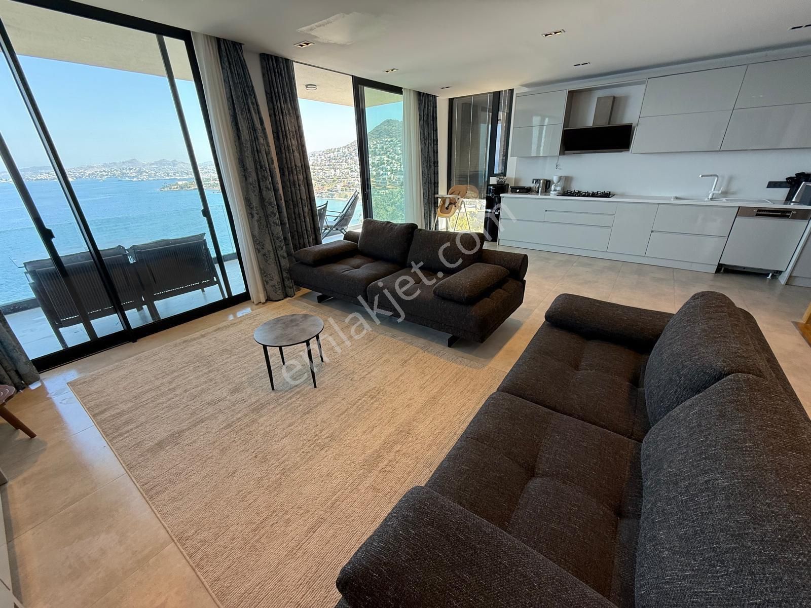 Yalıkavakta Satılık Yeni Modern Villa Full Manzaralı Lüks Triplex - Görsel 4