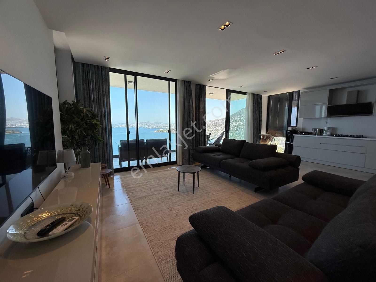 Yalıkavakta Satılık Yeni Modern Villa Full Manzaralı Lüks Triplex - Görsel 6