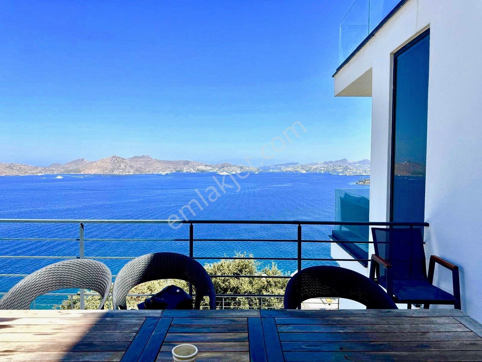 Yalıkavakta Satılık Yeni Modern Villa Full Manzaralı Lüks Triplex - Görsel 3