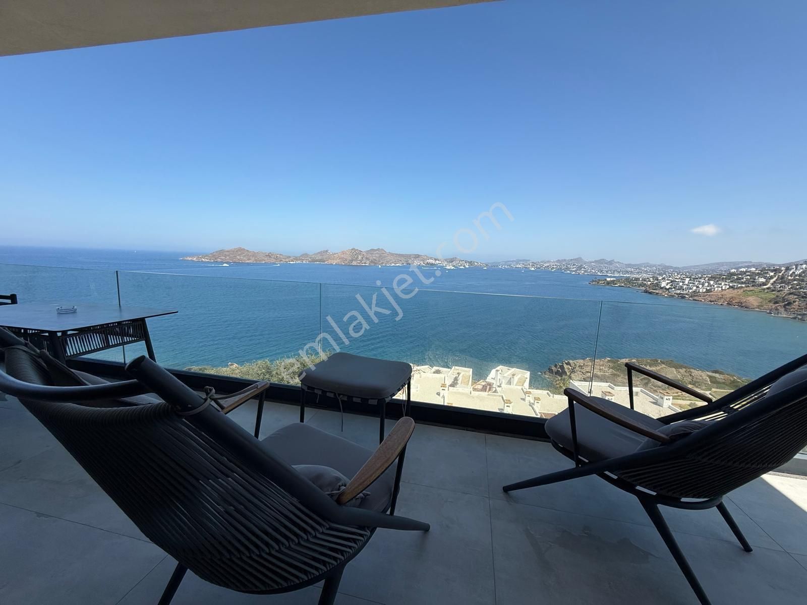 Yalıkavakta Satılık Yeni Modern Villa Full Manzaralı Lüks Triplex - Görsel 22