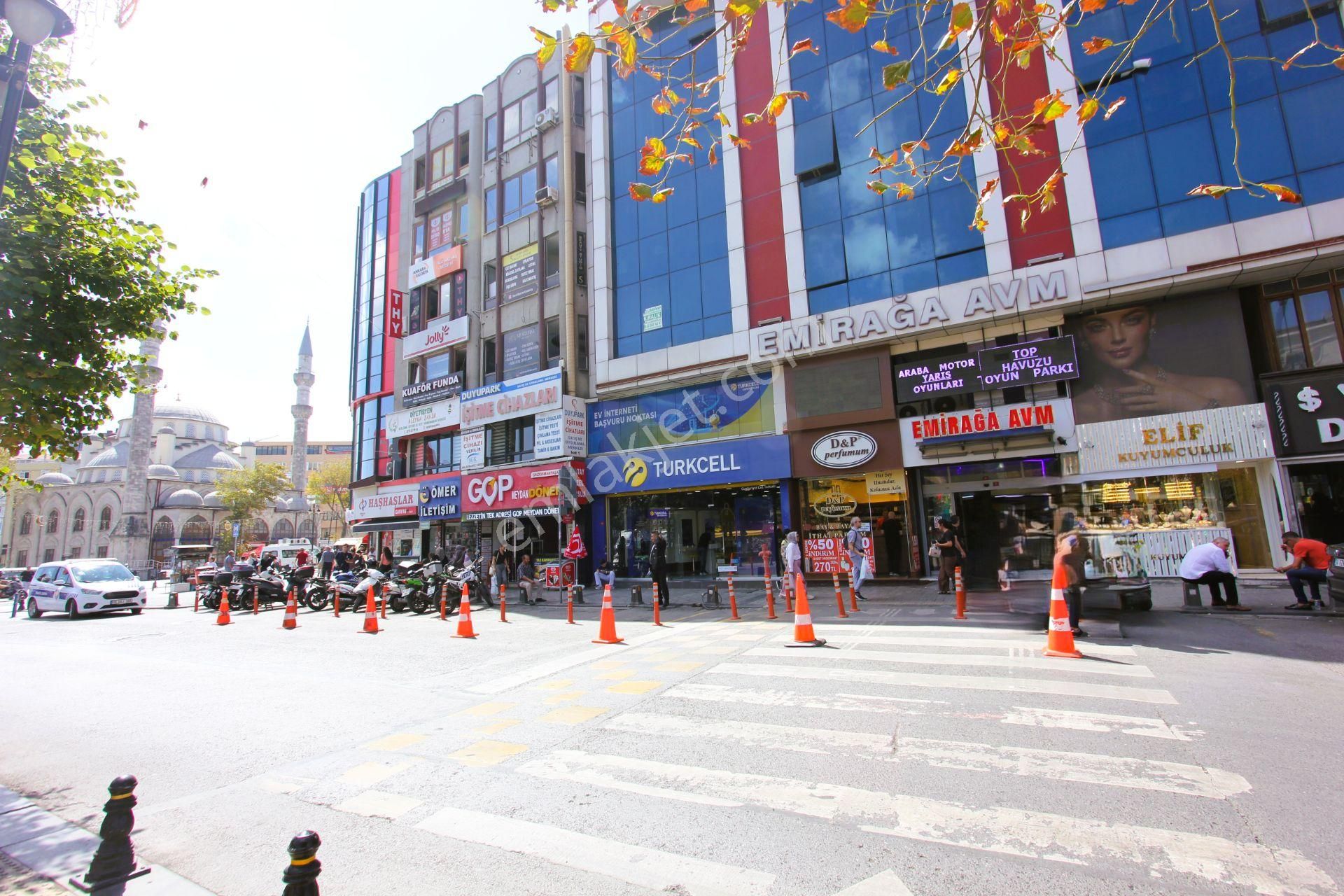 Yatırım Fırsatı !!! Gaziosmanpaşa Meydanında Satılık Ofis