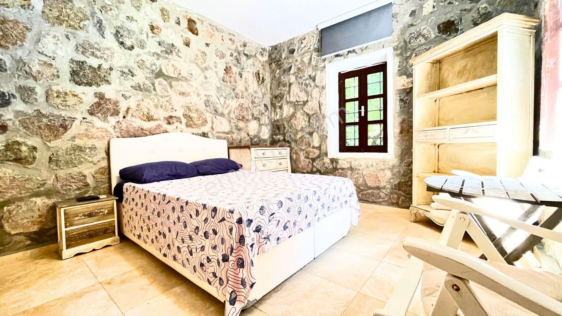 Bitez'de Denize Yürüme Mesafesinde 5 Bağımsız Bölümlü Özel Mülk - Görsel 29