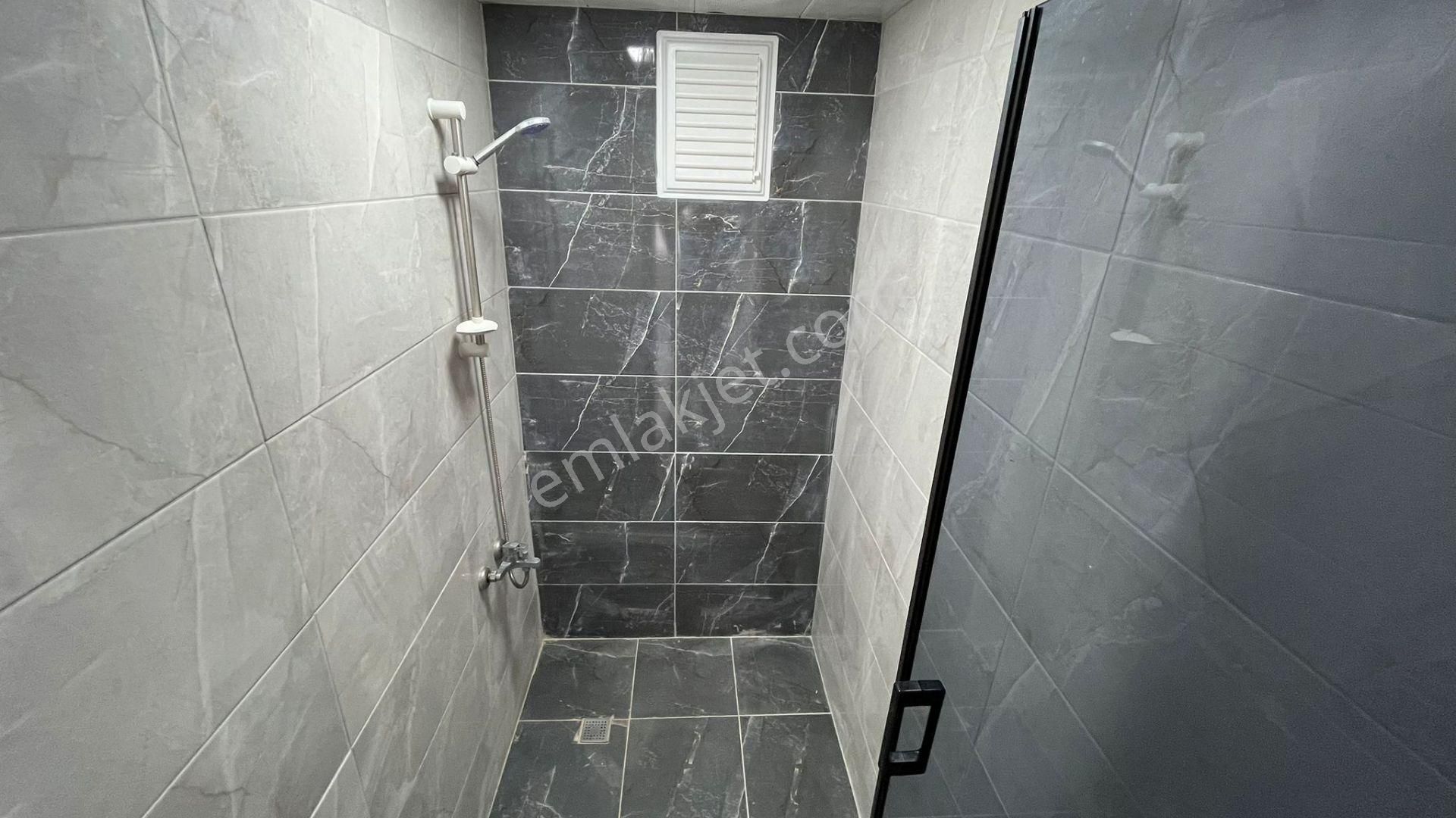 Keçiören'de Katta Ebeyn+teras Balkonlu Ultra Lüx Yapılı 3+1 Daire - Görsel 19