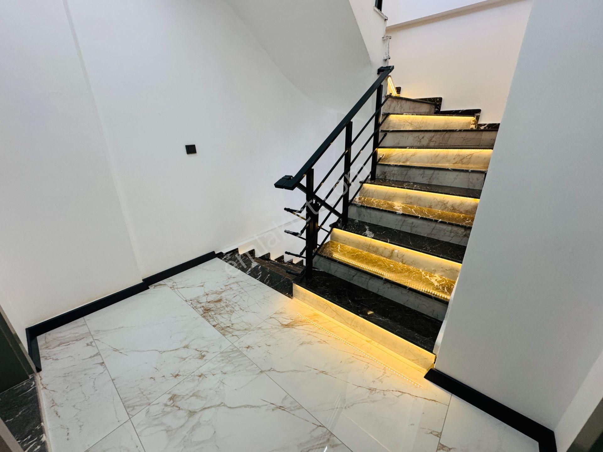 Didim Hisar Mah. Köşe Konumda Deniz Ve Doğa Manzaralı 3+1 Villa - Görsel 17