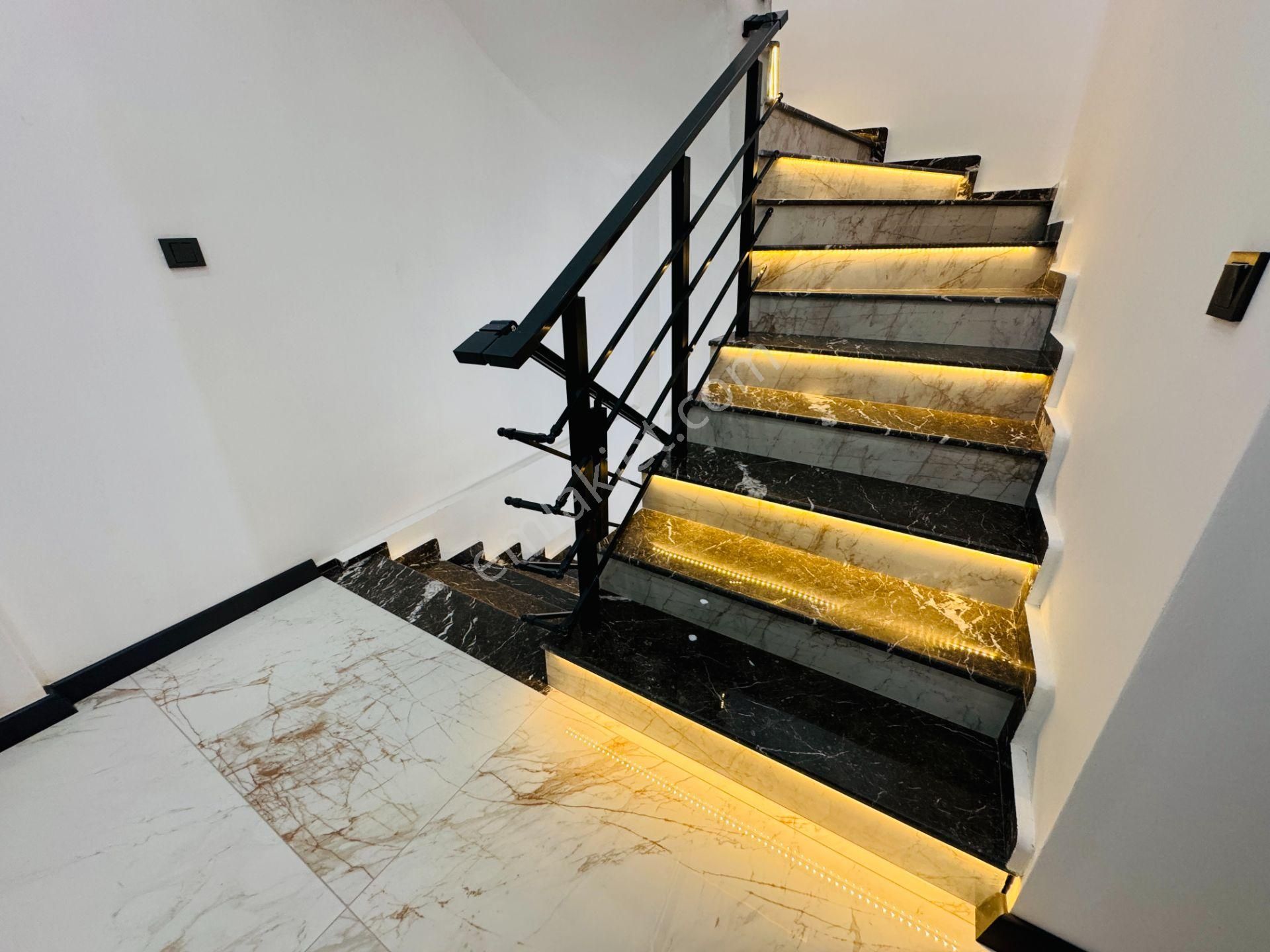 Didim Hisar Mah. Köşe Konumda Deniz Ve Doğa Manzaralı 3+1 Villa - Görsel 19