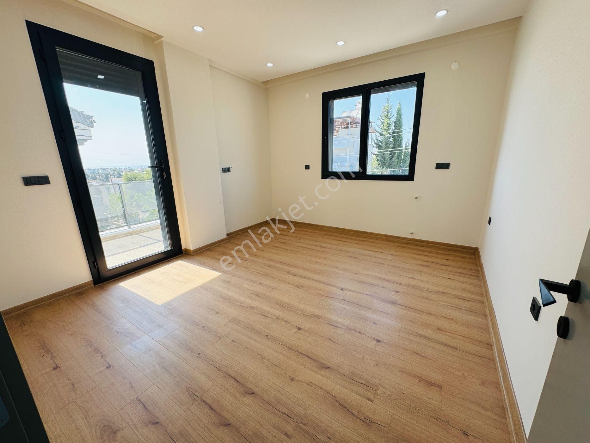 Didim Hisar Mah. Köşe Konumda Deniz Ve Doğa Manzaralı 3+1 Villa - Görsel 9