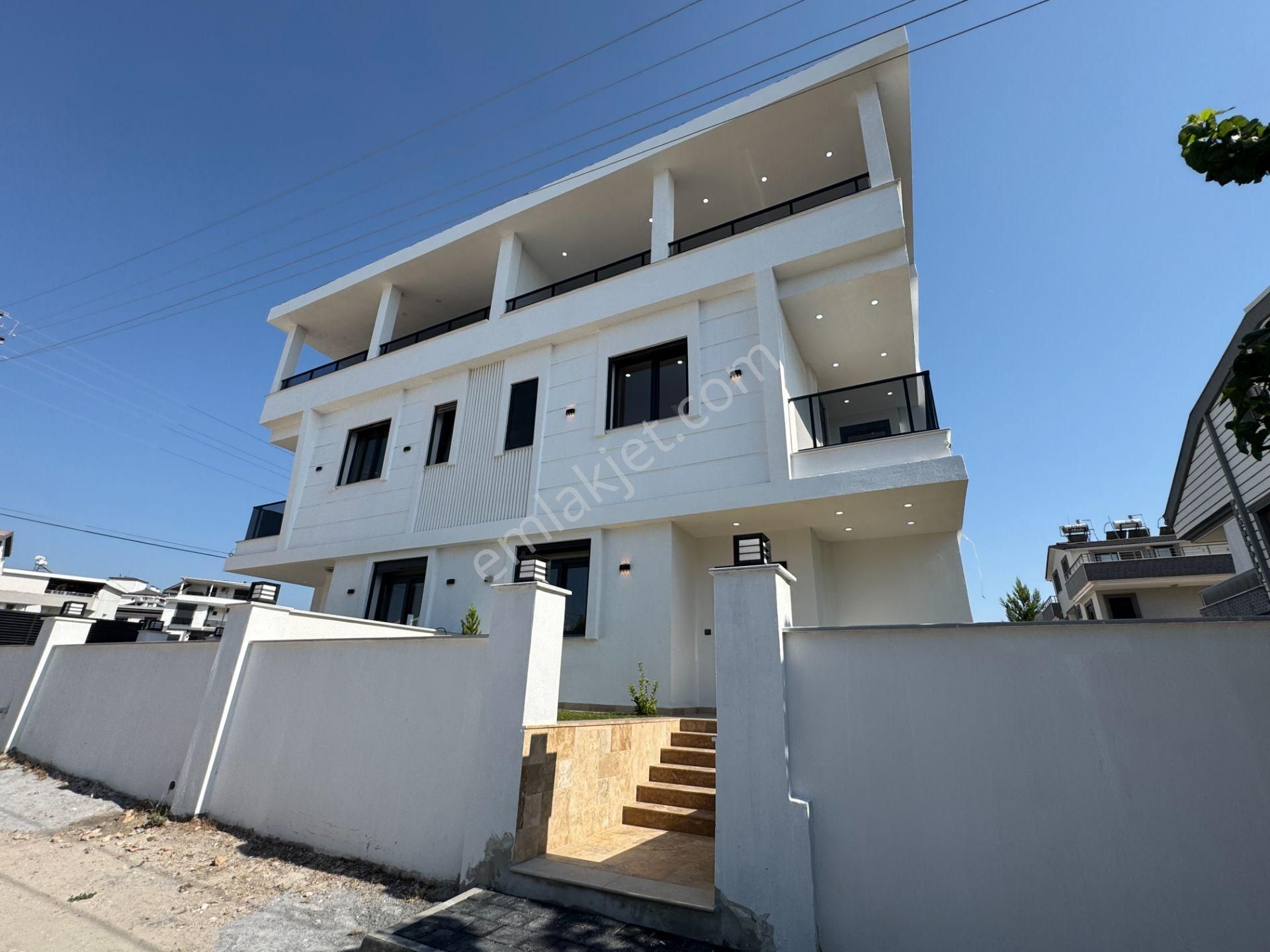 Didim Hisar Mah. Köşe Konumda Deniz Ve Doğa Manzaralı 3+1 Villa - Görsel 33