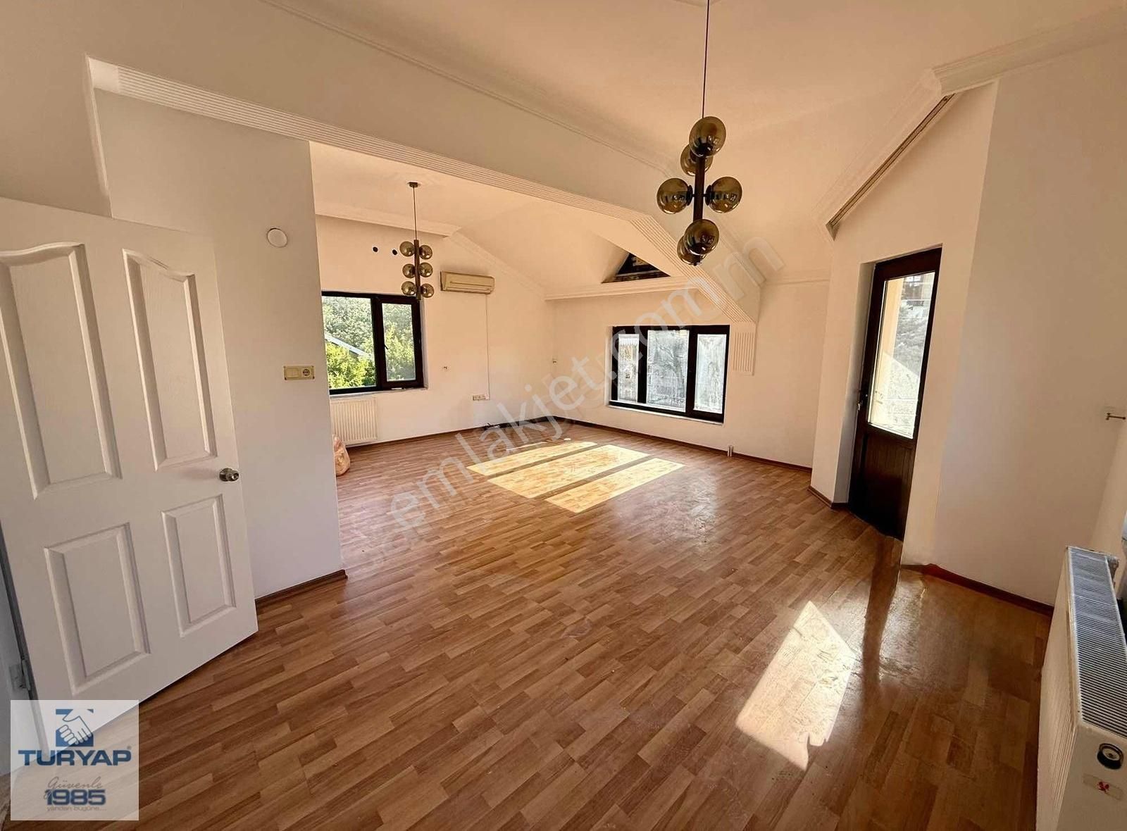 Yalova Turyap Rıdvan'dan Kazım Karabekirde Satılık Triplex Villa - Görsel 13