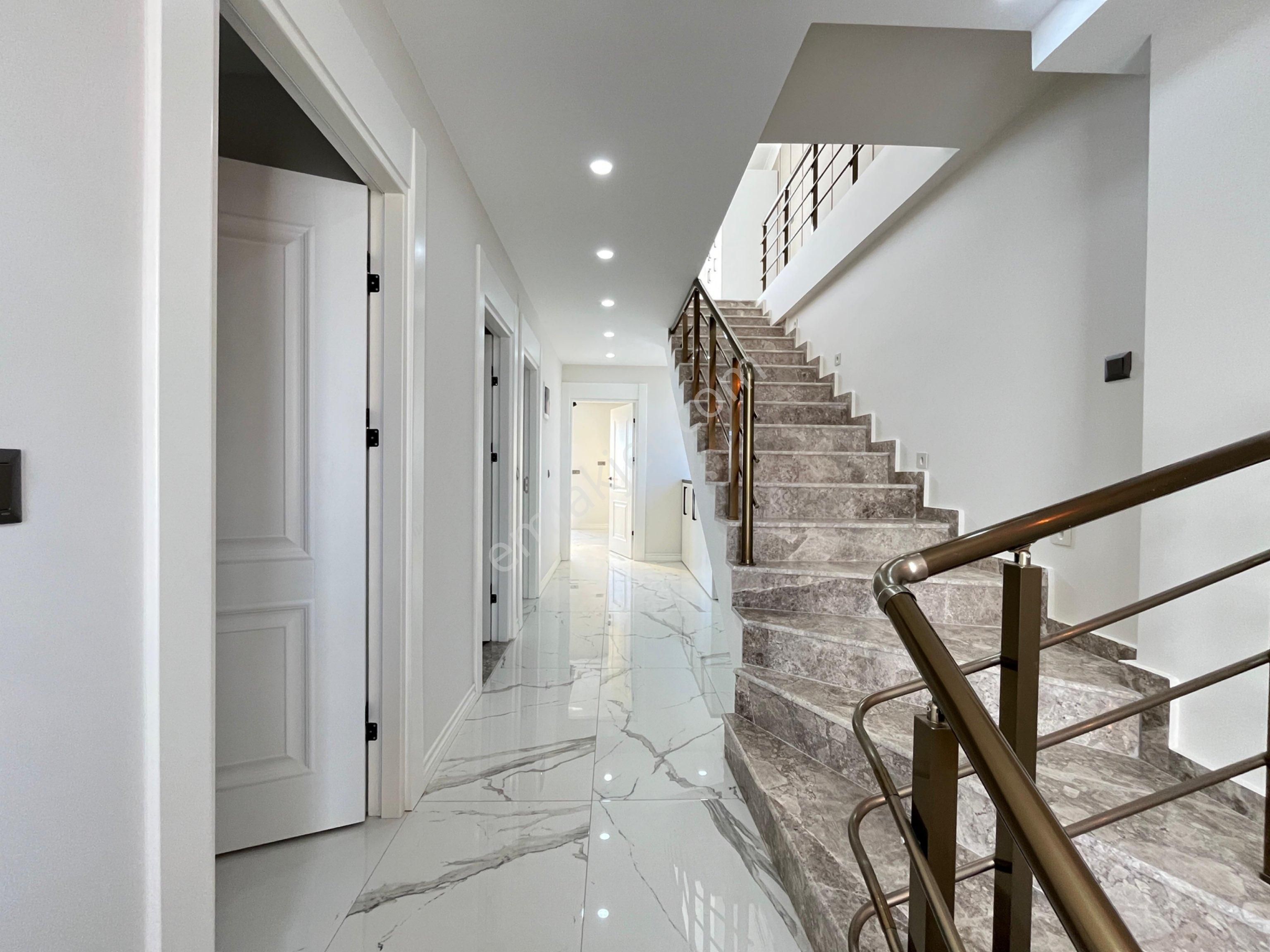 Arya'dan Altınoluk Narlı'da Satılık 5+1 Tam Müstakil Villa - Görsel 23