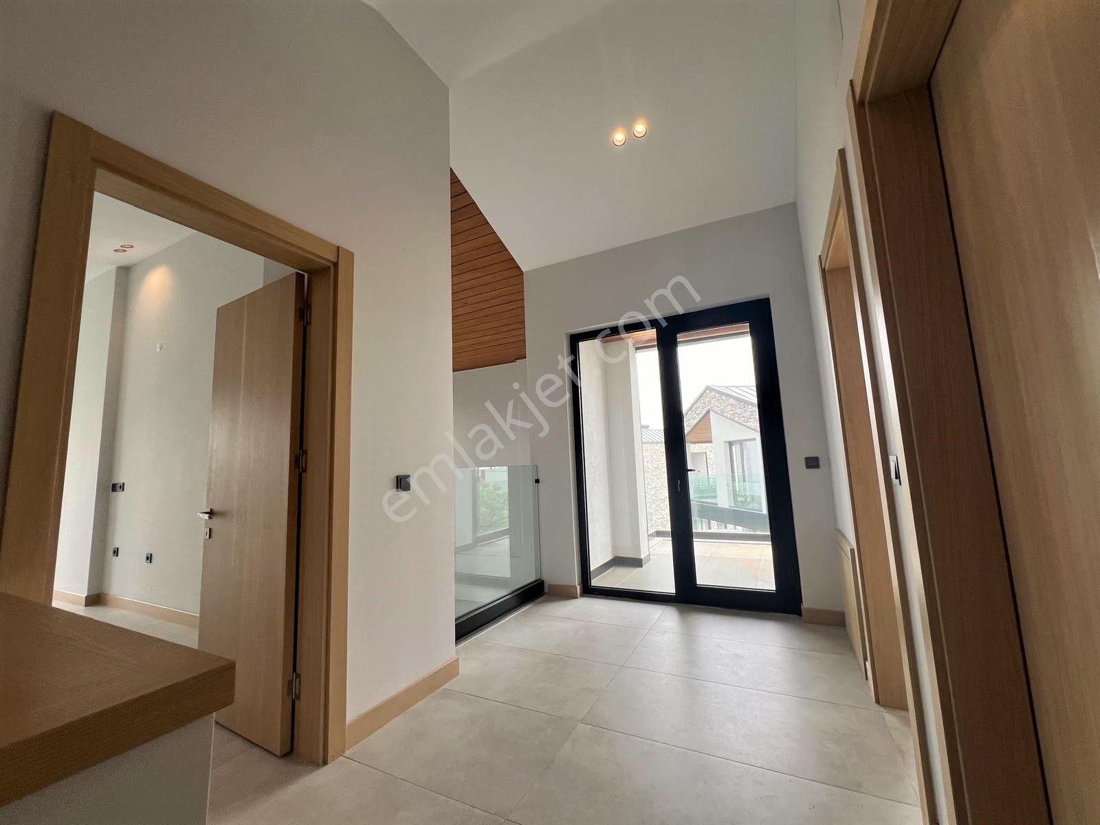 Akçay Aras Emlaktan Gürede Havuzlu Site İçi Müstakil Villalar - Görsel 24