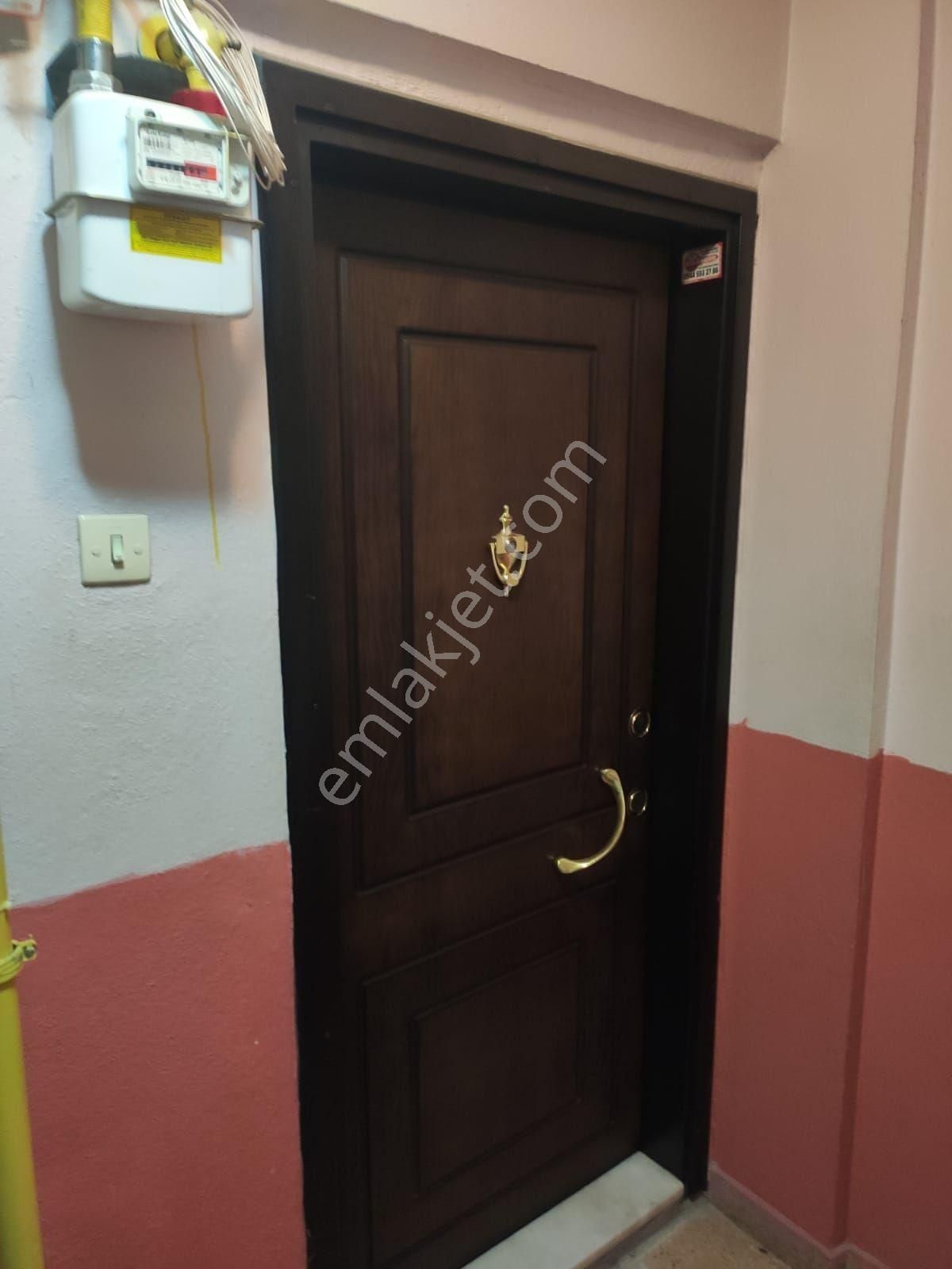 İzmir Konak Zafertepe Mah.de Eşyalı Kiralık ,3+1,125 M2, Doğalgazlı Ferah Daire. - Görsel 2